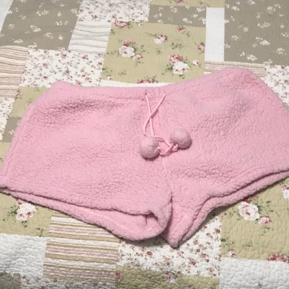 Cute Pink pom pom owl shorts